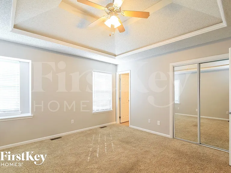 707 Corrington Dr — Photo 6