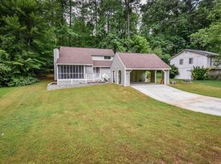 412 Pine Valley Rd SW, Mableton, GA 30126