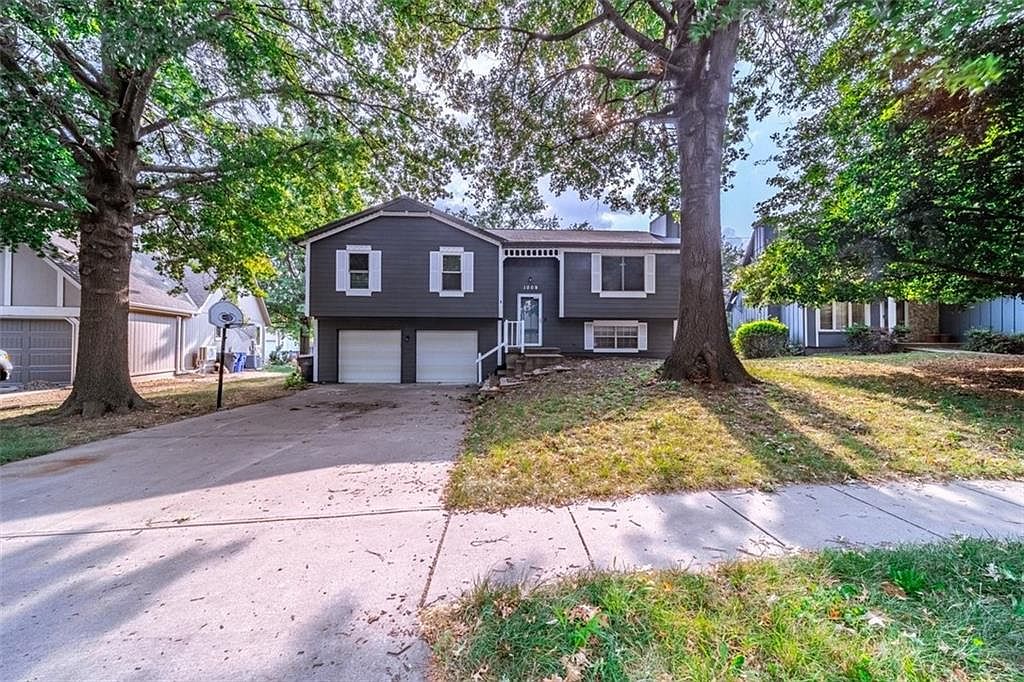 1009 N Keeler St, Olathe, KS 66061 MLS 2501601 Zillow