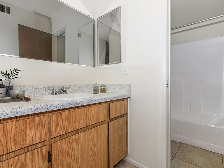 5535 W McDowell Rd — Photo 76