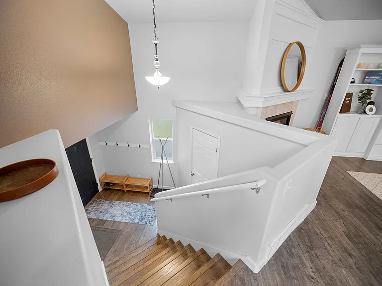 4511 E 15th Ave — Photo 24