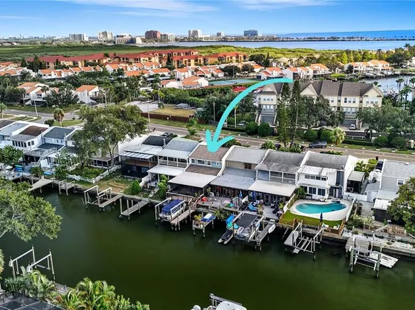 8717 Bay Pointe Dr, Tampa, FL 33615