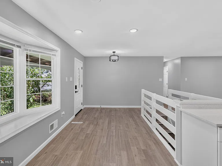 4752 Carterwood Dr — Photo 10
