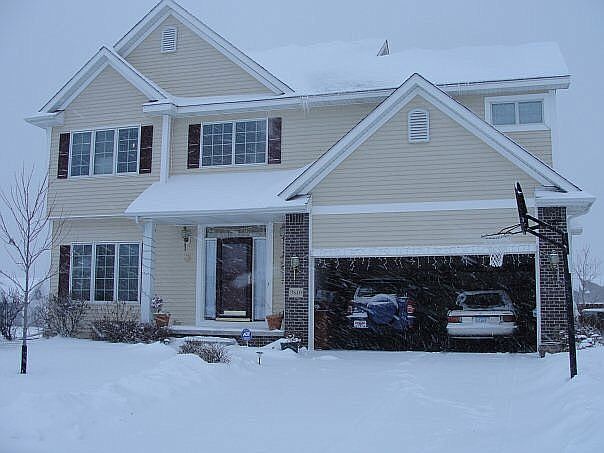 2nd image of 3840 Westlawn Dr