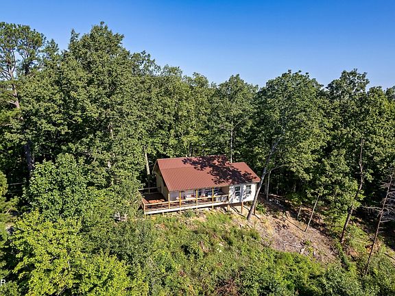 5th image of 3730 Ivy Way