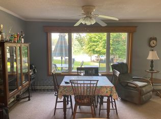 18 Freyer Rd, Southampton, MA 01073