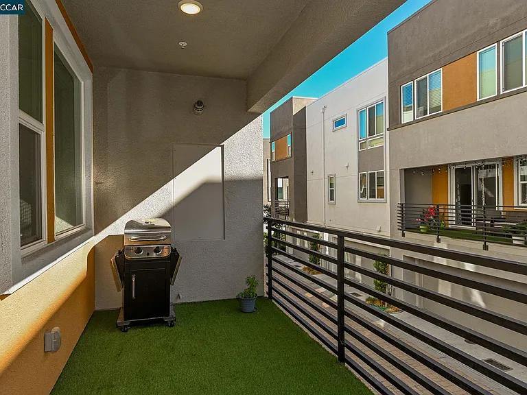3923 Meridian St — Photo 12