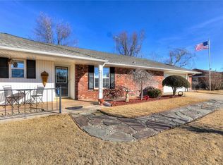 15075 Tomahawk Dr, Yukon, OK 73099