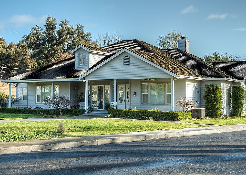 1st image of 1005 McKinley Ave
