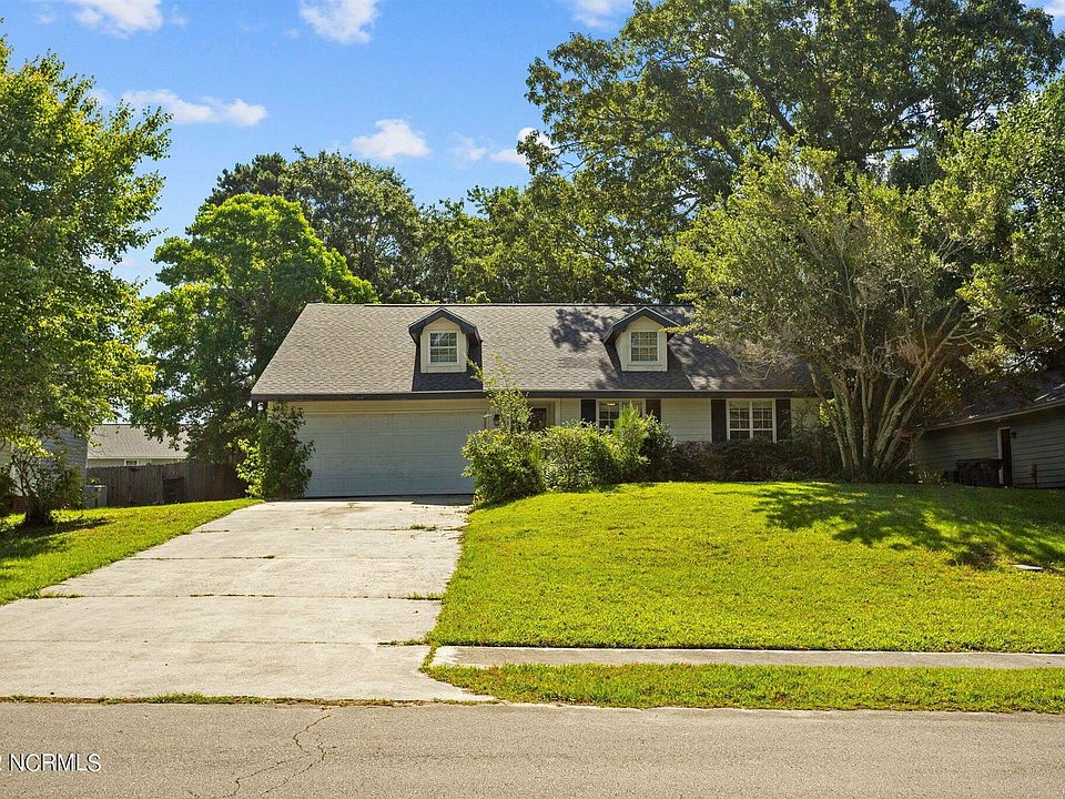1st image of 308 Preakness Ln