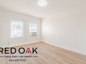 1136 S Alvarado St
