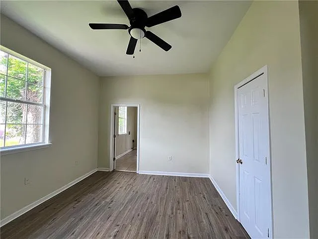 1922 Painters St — Photo 5