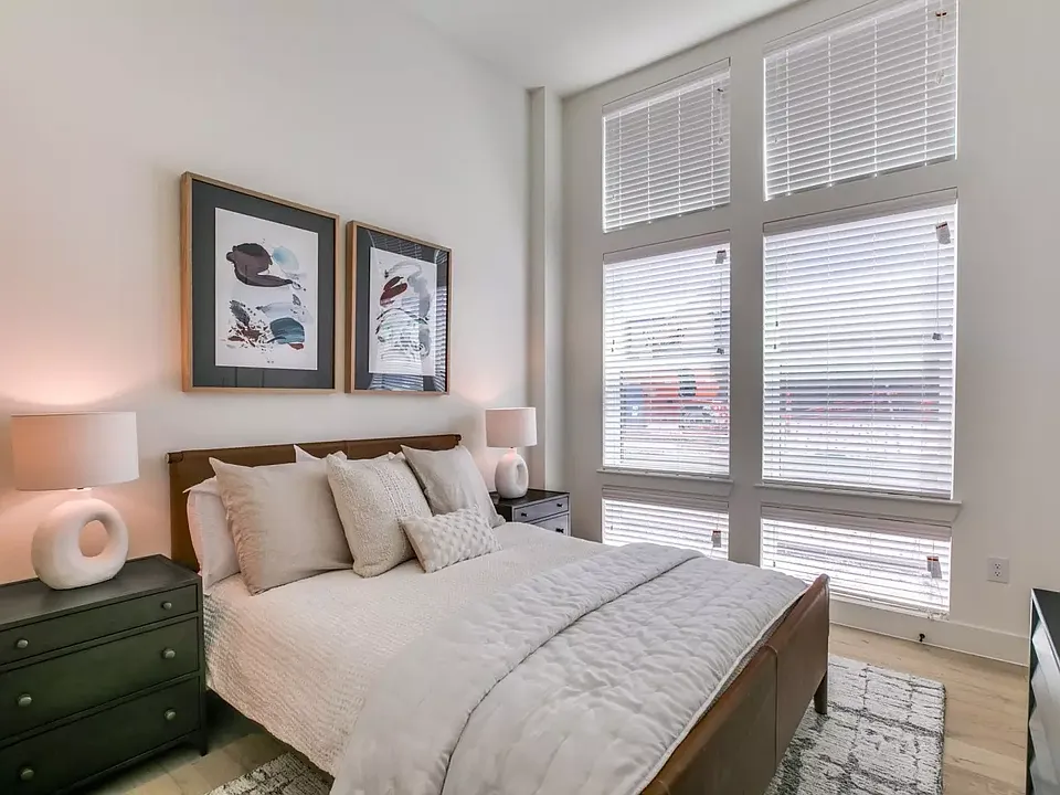 255 N Sierra St #110