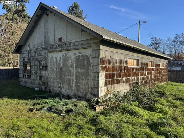 Elmira Rd, Eugene, OR 97402