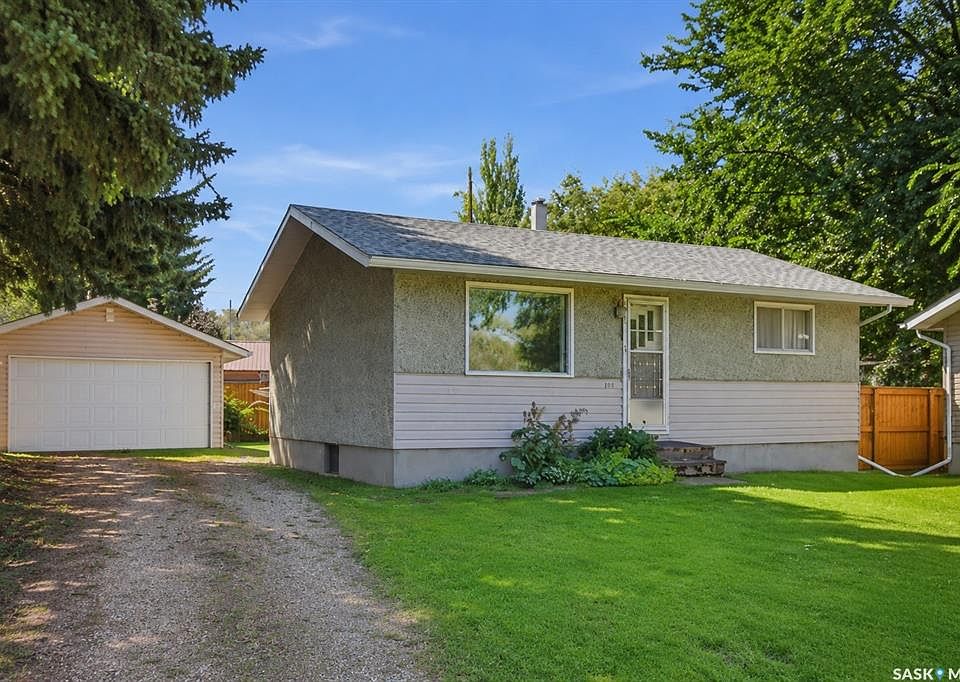 1st image of 370 Taylor AVENUE