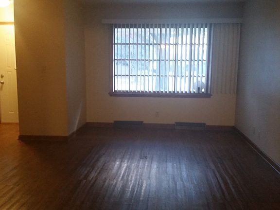 3rd image of 4542 Apple Orchard Ln