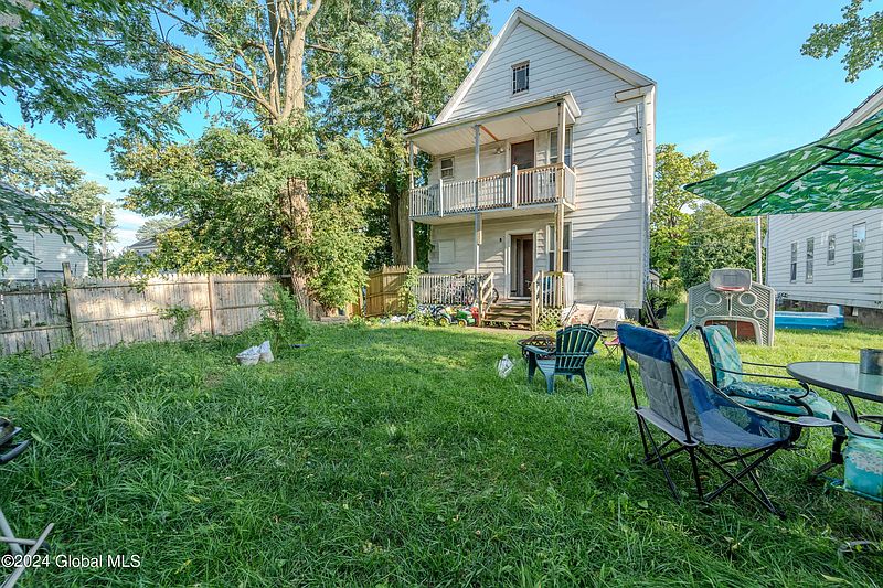 5th image of 1059-1061 Pearl Street