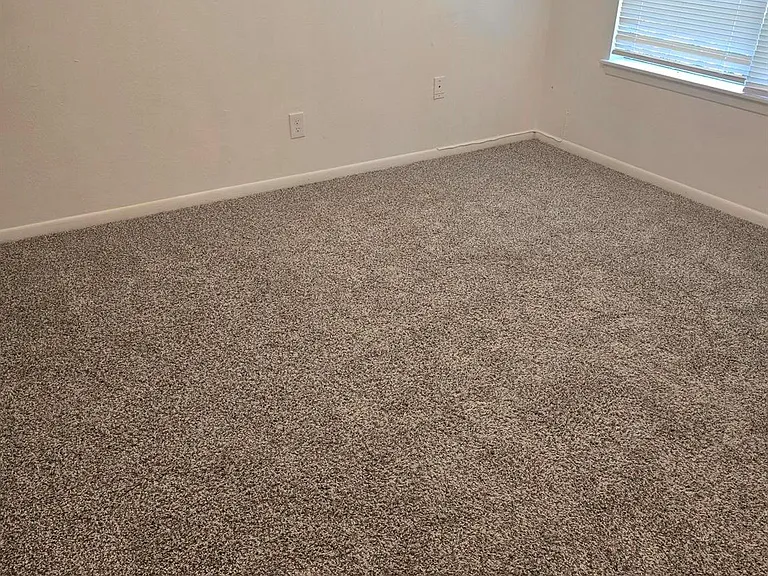 600 Hilliard St #2 — Photo 11