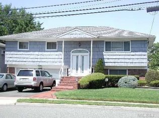 3218 Shore Rd, Oceanside, NY 11572
