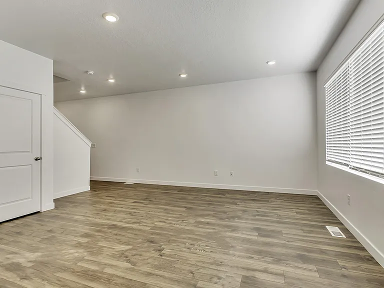 869 S Brubaker Way — Photo 3