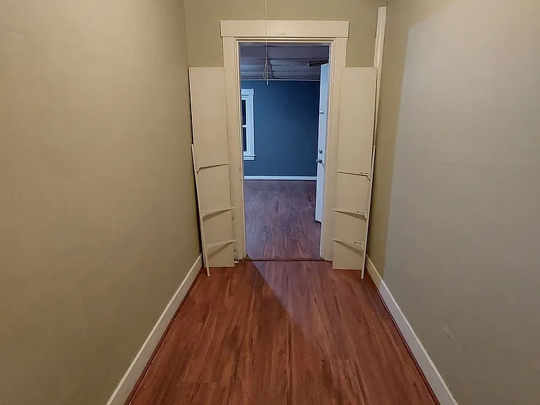 266 Pine St — Photo 14