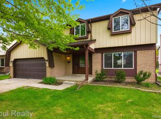 1446 Wagon Wheel Rd, Canton, MI 48188