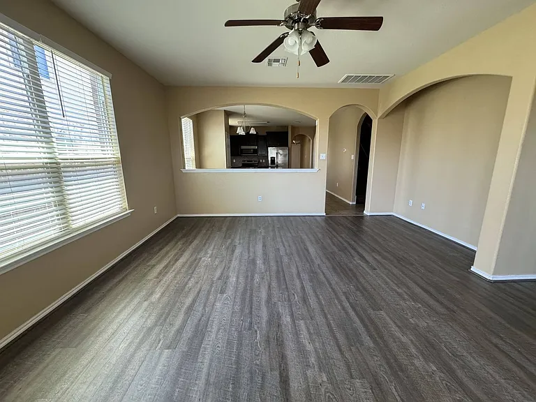 6406 Clear Brook Dr — Photo 11