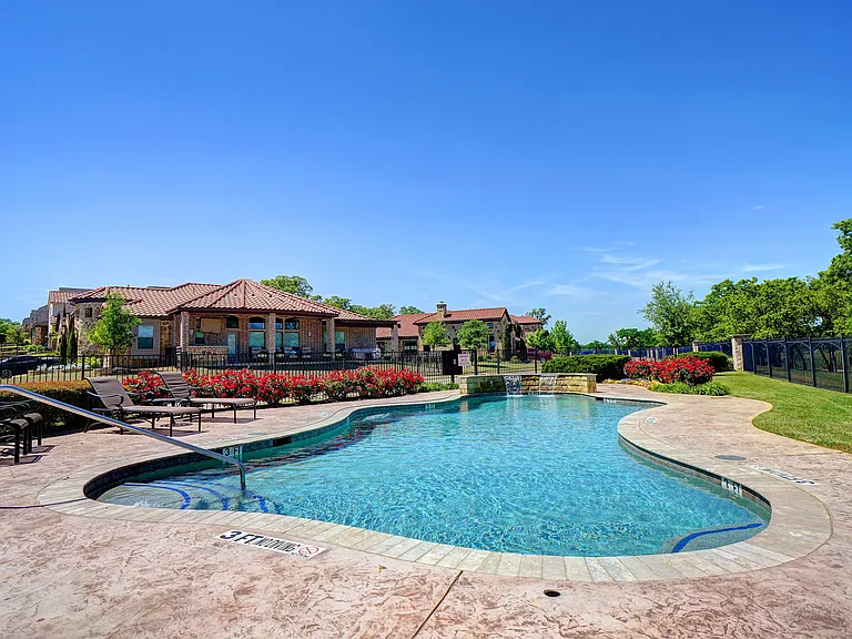 3016 Montebello Dr — Photo 17