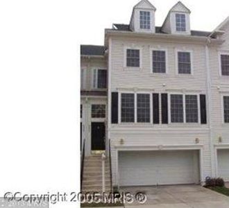 9895 Dochart Sound Ln, Bristow, VA, 20136