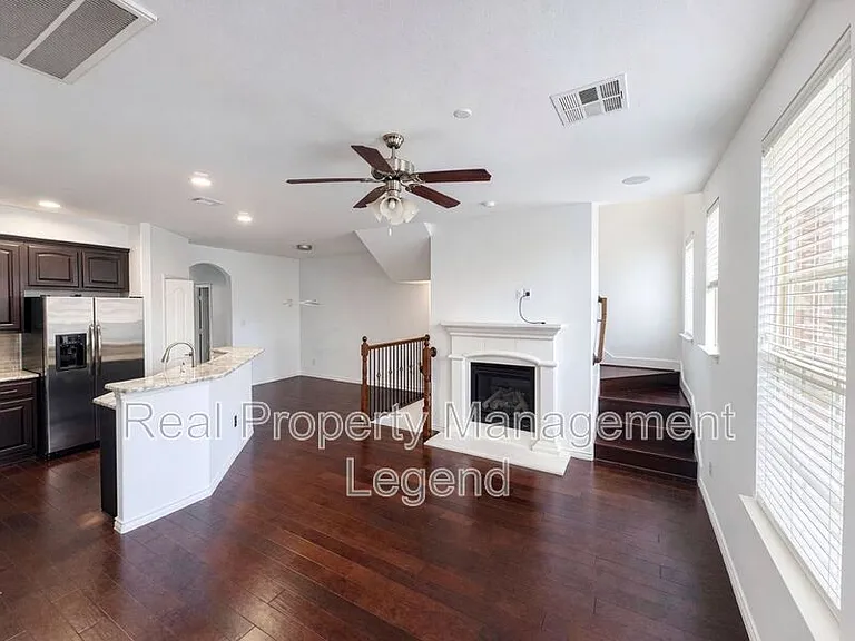 5729 Knox Dr — Photo 6