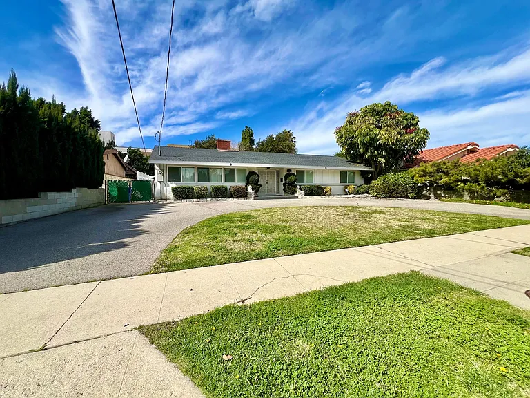 6725 Lennox Ave — Photo 4