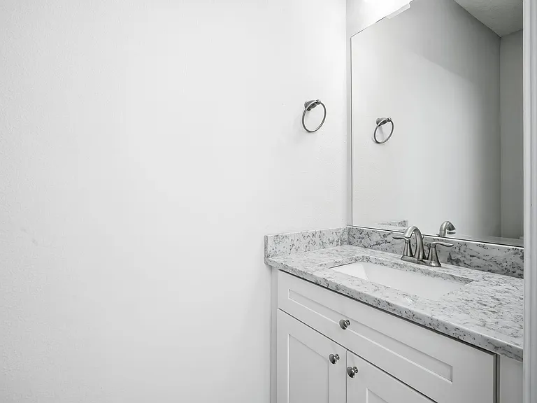2411 W Fig St #1 — Photo 5