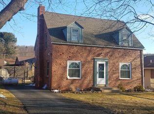 24 Lenape Trl, Lock Haven, PA 17745