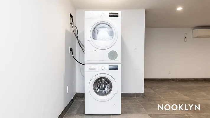 Rented by Nooklyn NYC LLC | media 25