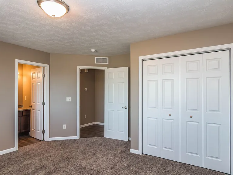 406 W Barker Pl — Photo 11