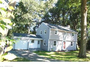 147 Whitehall Dr, East Hartford, CT 06118