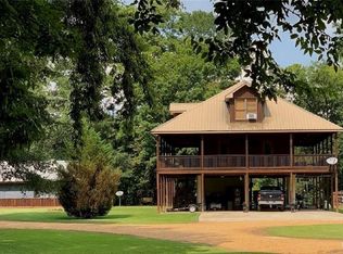 13775 Riverbend Rd, Moundville, AL 35474