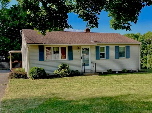 42 Mountainview St, Agawam, MA 01001