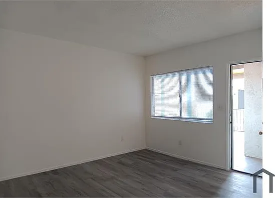 1 bed, 705 sqft, $959 — Photo 2