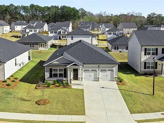 3rd image of 310 Friendship Oak Way