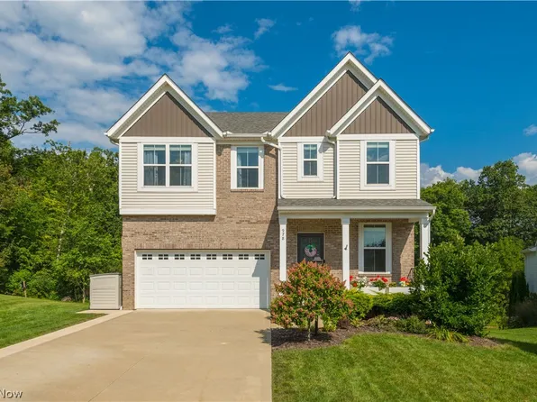 978 Hawkin Ln, Aurora, OH 44202