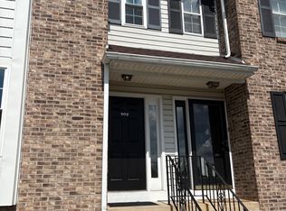 902 8th St, Newark, DE 19711