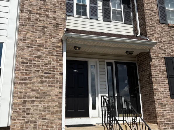 902 8th St, Newark, DE 19711