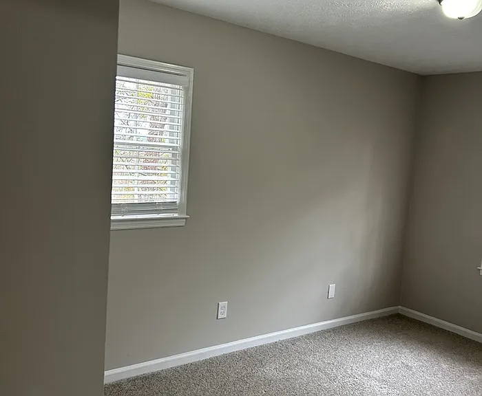 2330 Maryland Ct — Photo 10