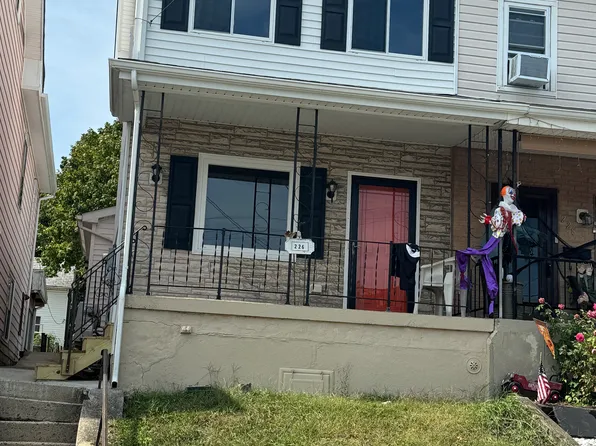226 N 2nd St, Lehighton, PA 18235