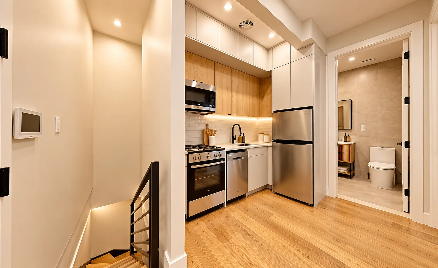 88 Manhattan Ave — Photo 2