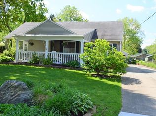 332 Heatherwood St SW, North Canton, OH