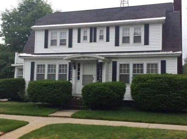 1261 4th St, Muskegon, MI 49441