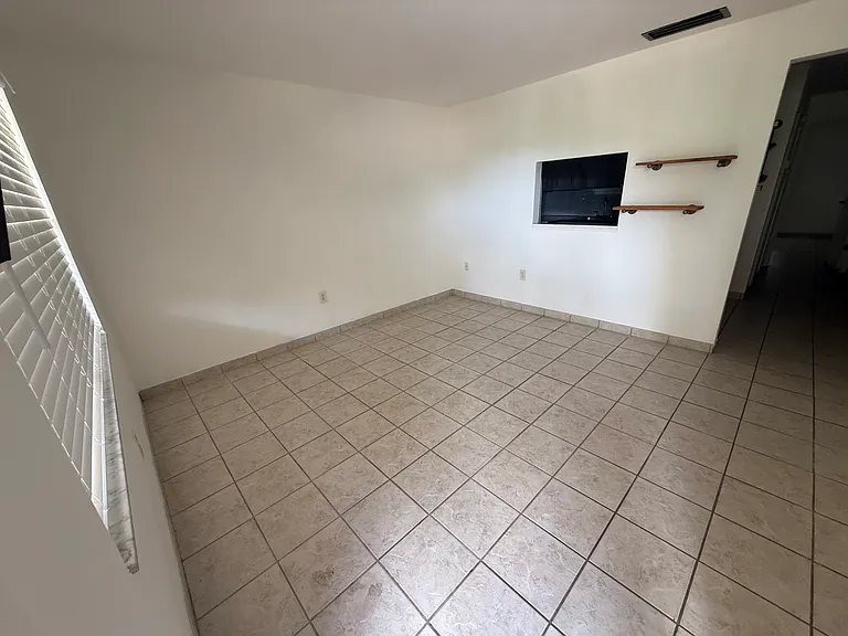 2501 Harn Blvd #H23 — Photo 3