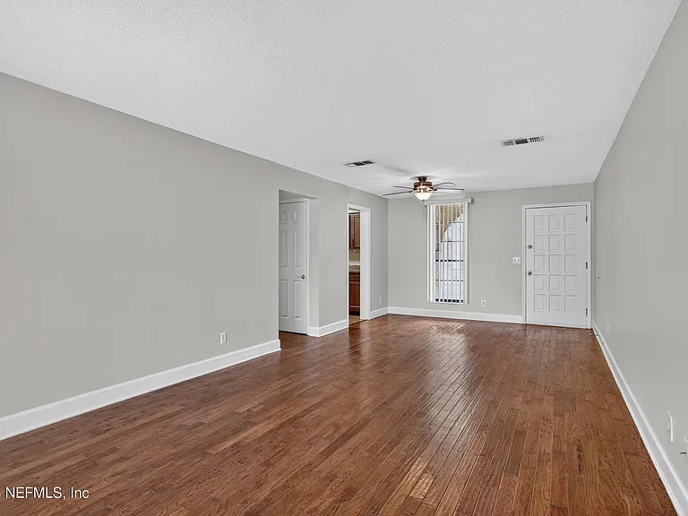 1757 El Camino Rd #4 — Photo 12